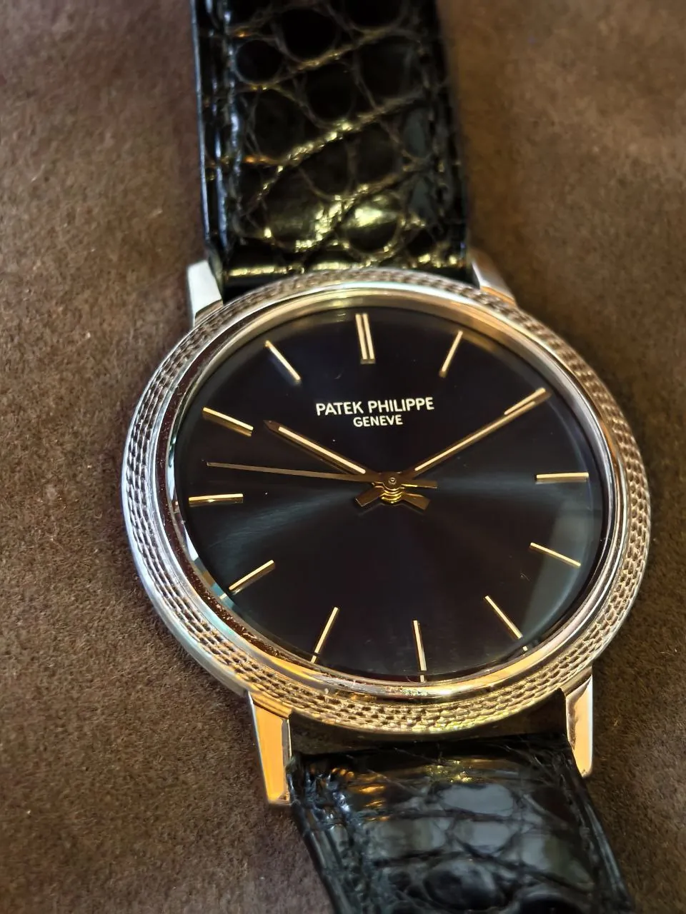 Patek Philippe Calatrava Blue Dial White Gold 3563 – 4