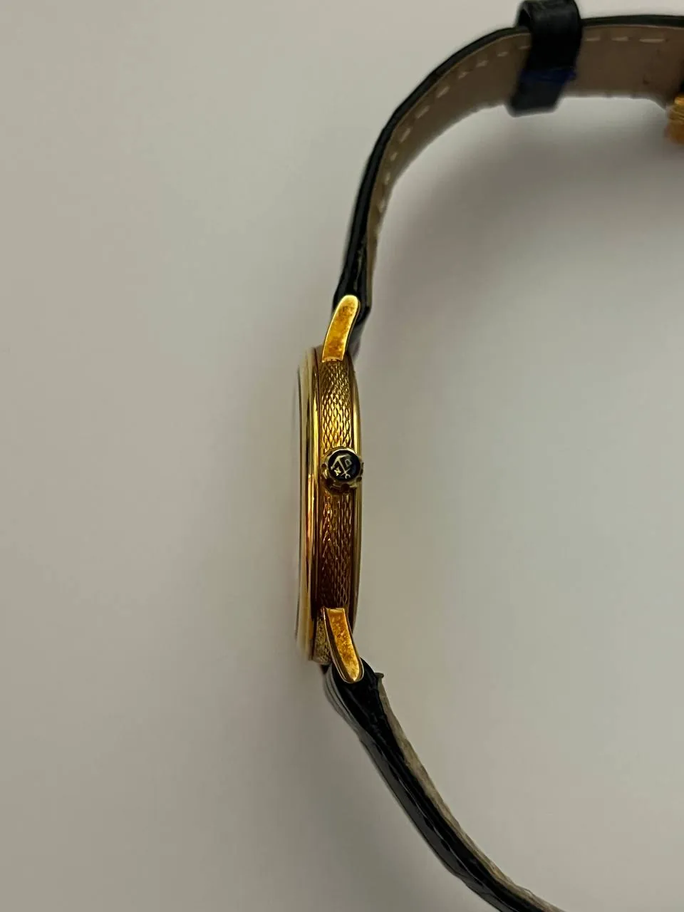 UN Classico Yellow Gold 33mm – 3