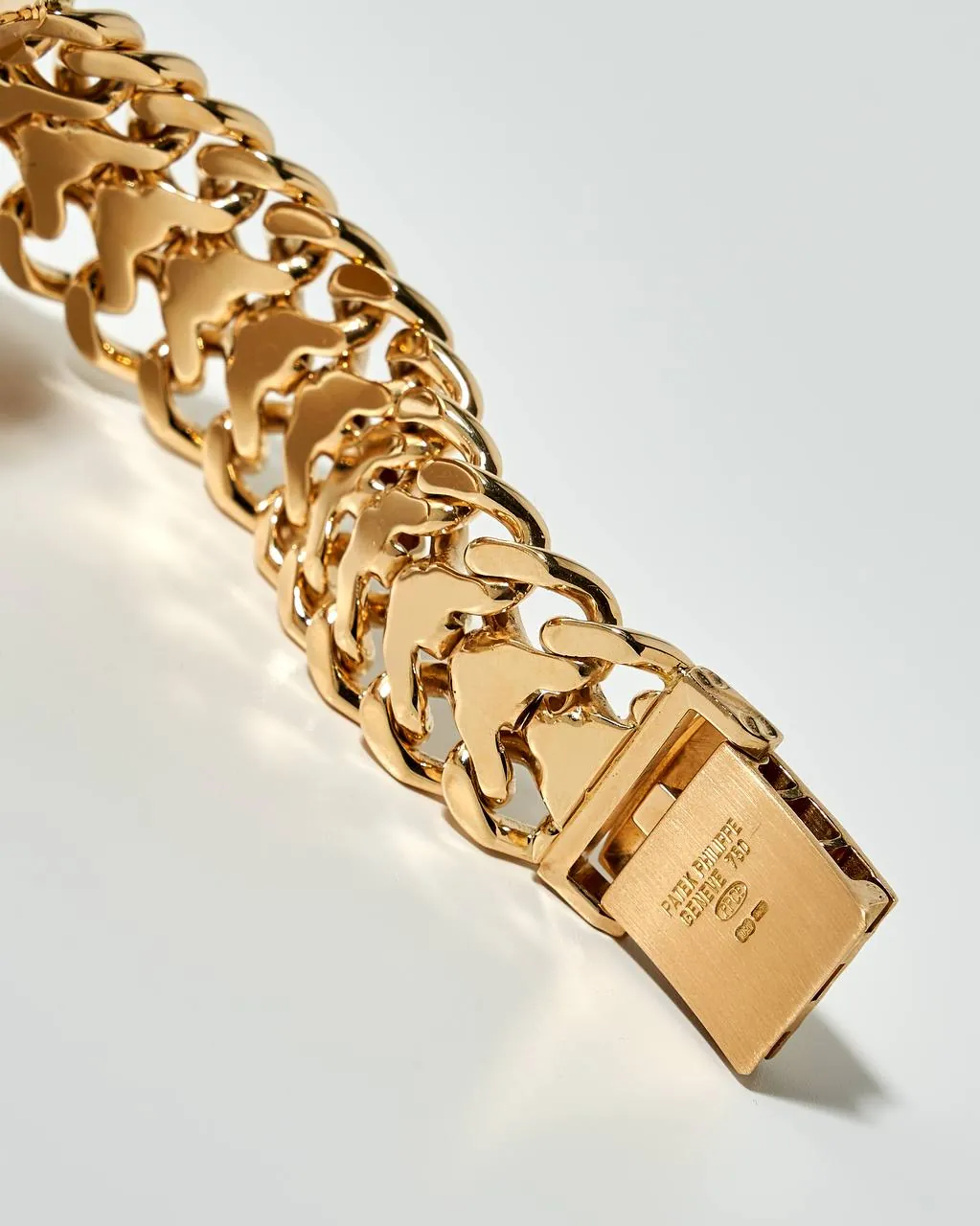 Patek Philippe Golden Ellipse 3738 – 8