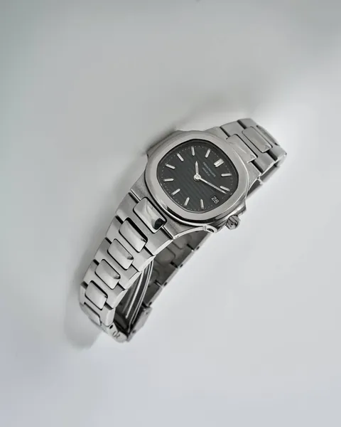 Patek Philippe Nautilus 4700 Ladies