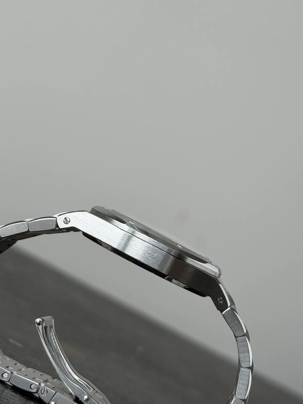 Audemars Piguet Royal Oak 67600ST – 6