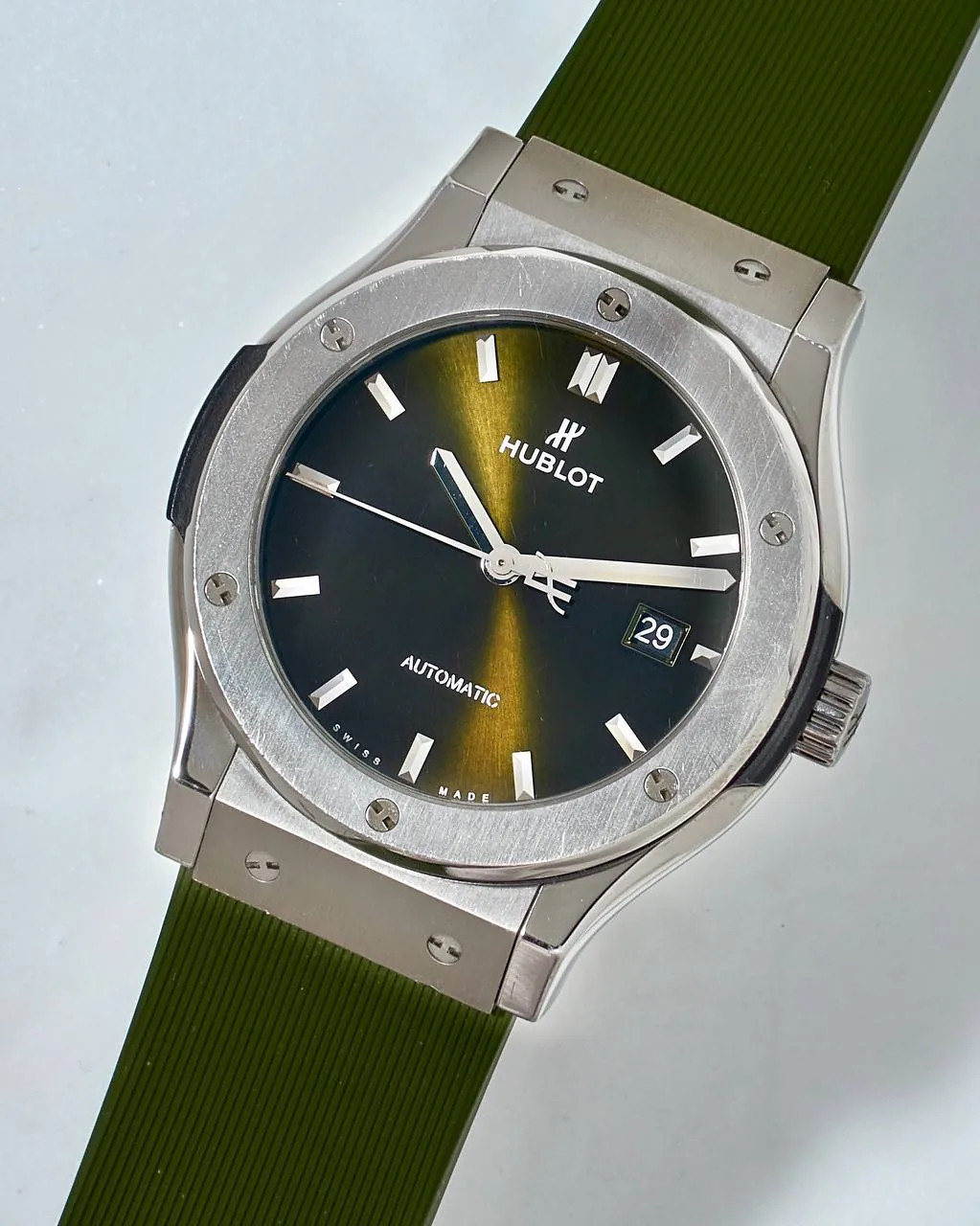 Hublot Classic Fusion Green Titanium 42mm – 11