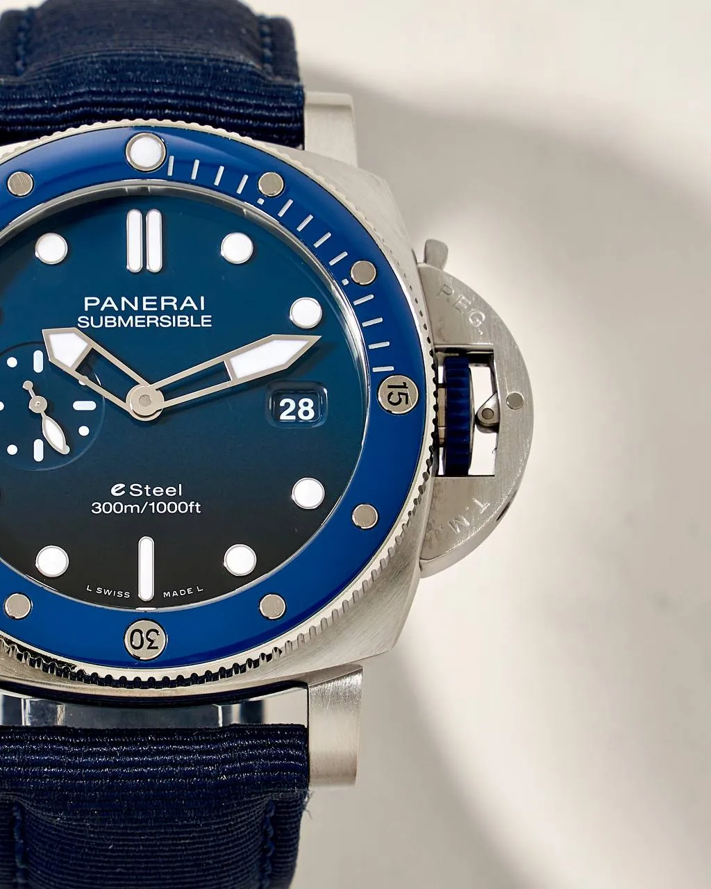 Panerai Submersible QuarantaQuattro Automatic 44mm eSteel PAM1289 – 2