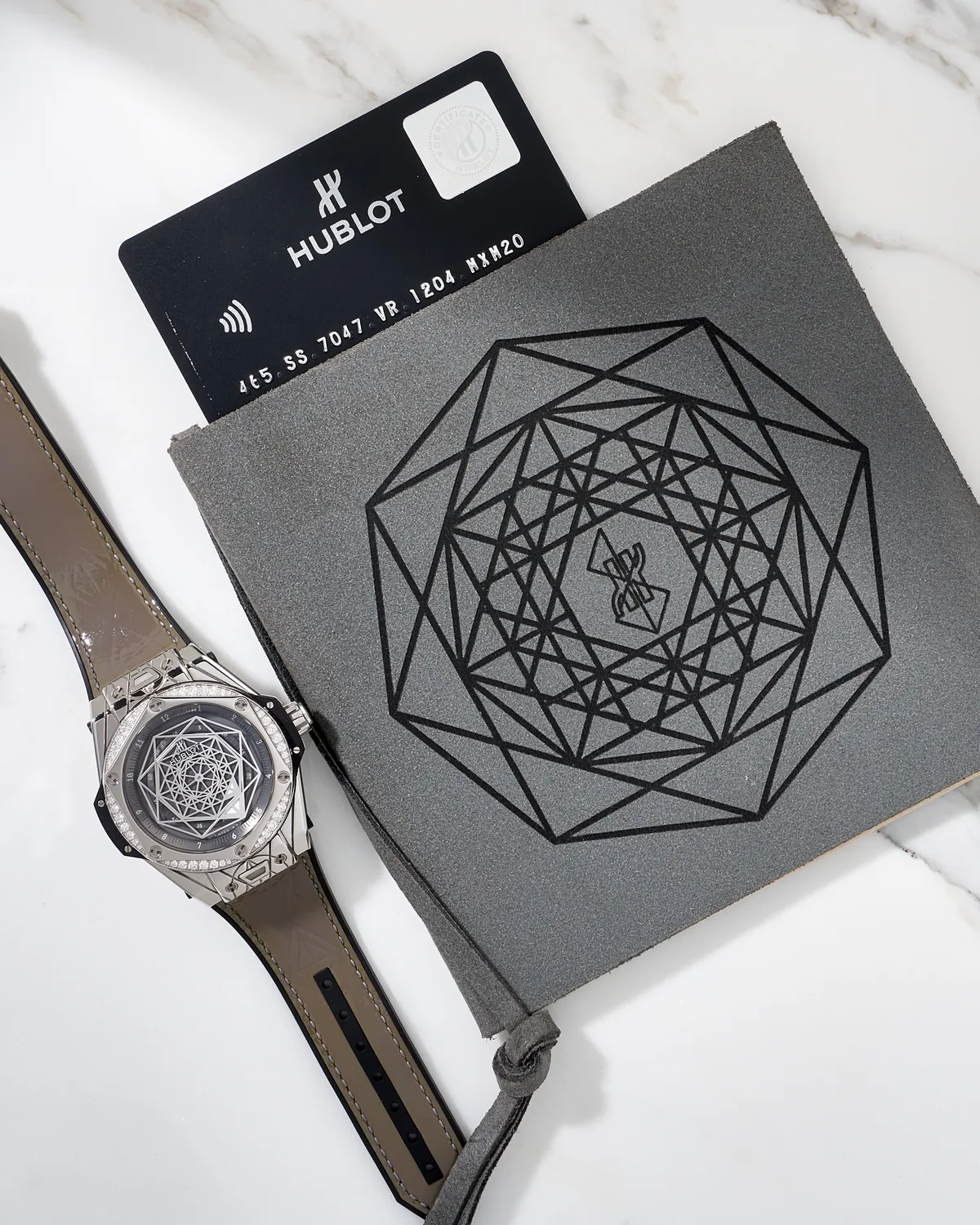 Hublot Big Bang One Click Sang Bleu King Steel Grey Diamonds 39mm – 3