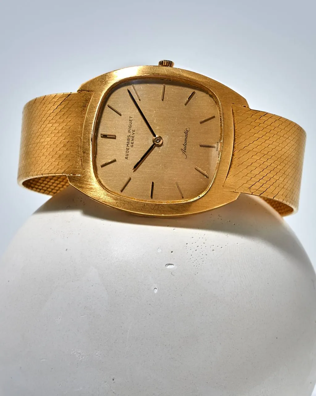 Audemars Piguet Vintage Tonneaue Automatic – 6