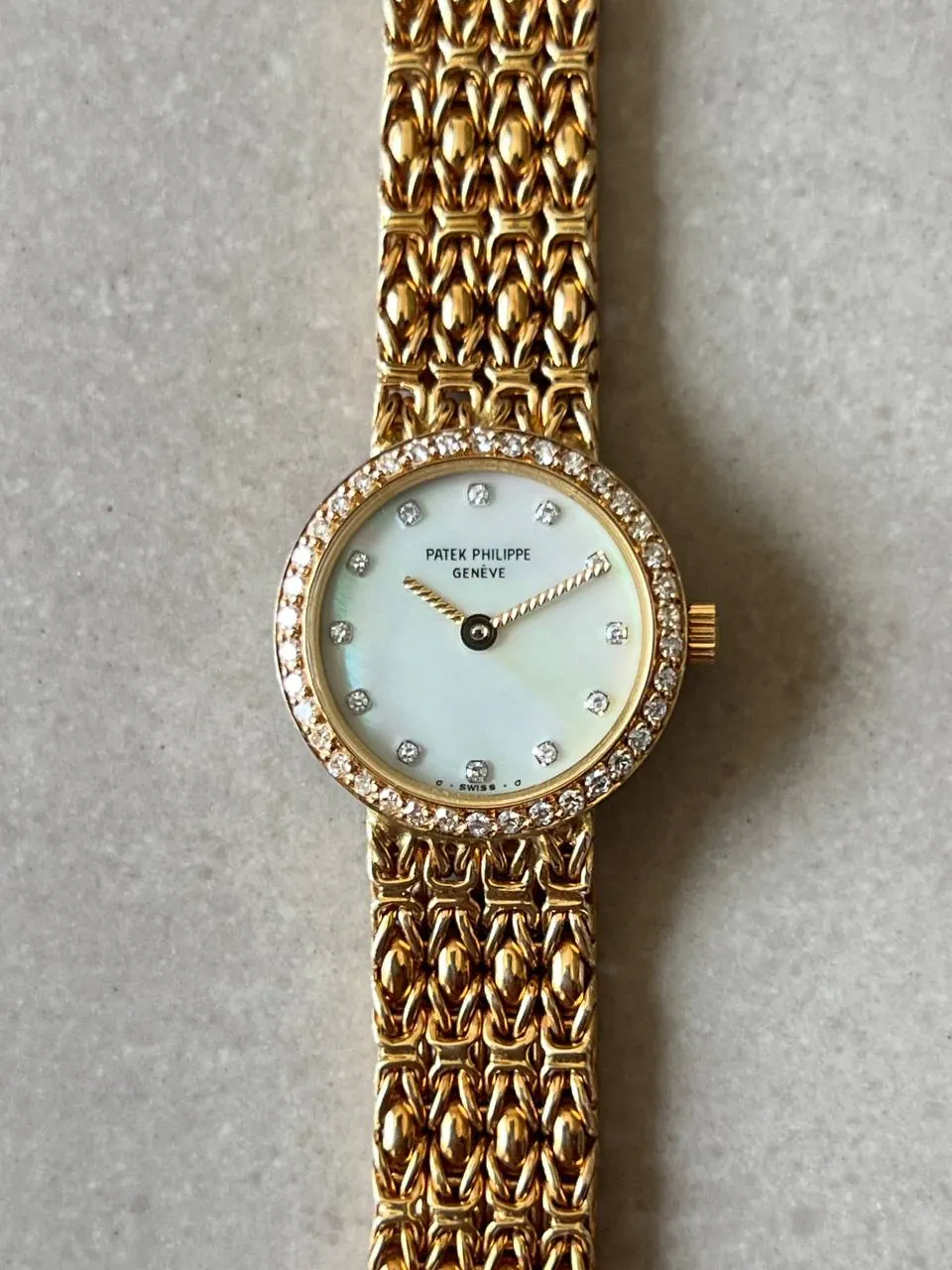 Patek Philippe Calatrava MoP Diamond Dial 4707 – 2