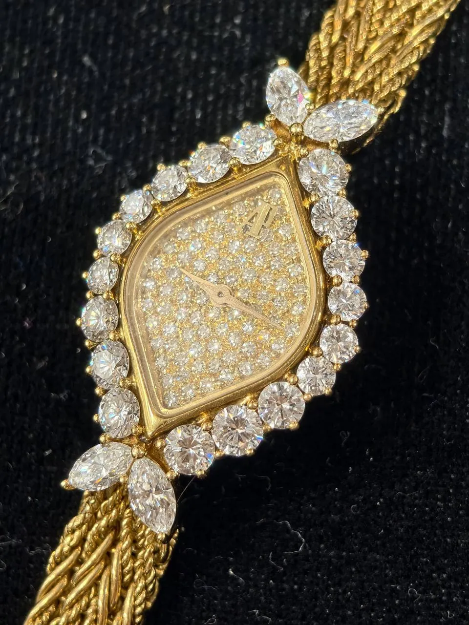 Audemars Piguet Ladies Vintage Diamonds – 10