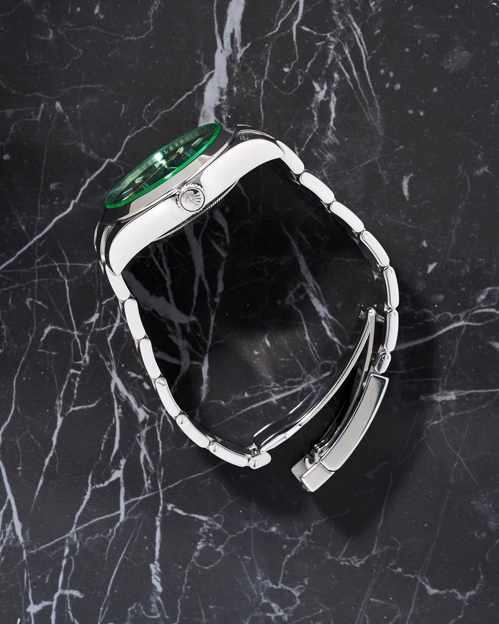 Rolex Milgauss Green Sapphire Blue Dial 116400GV – 4