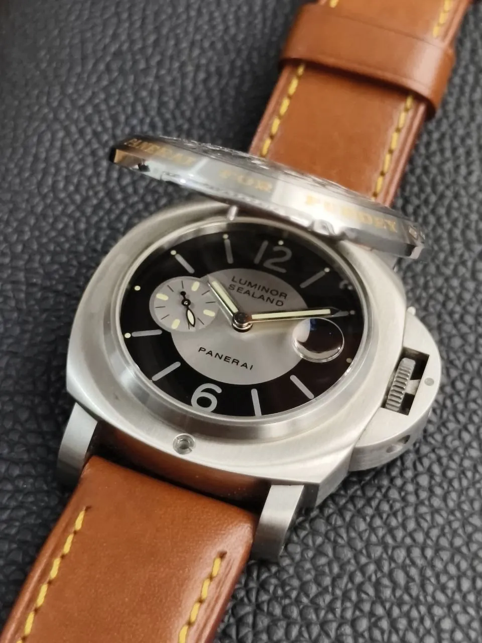 Panerai Luminor Sealand for Purdey PAM00816 – 3