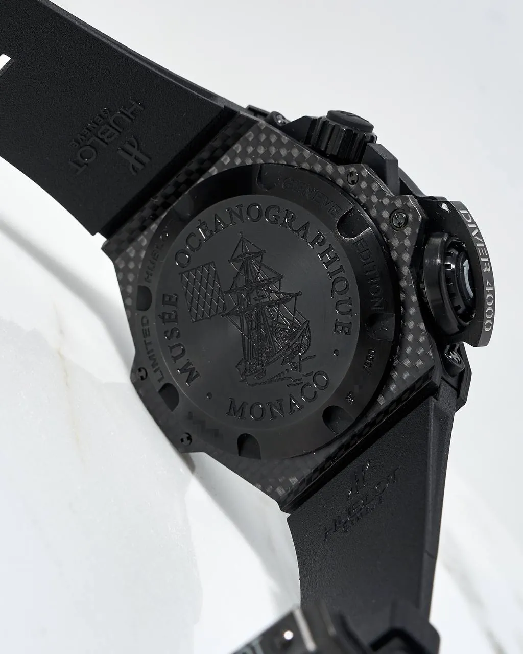 Hublot King Power Oceanographic 4000 Carbon – 5