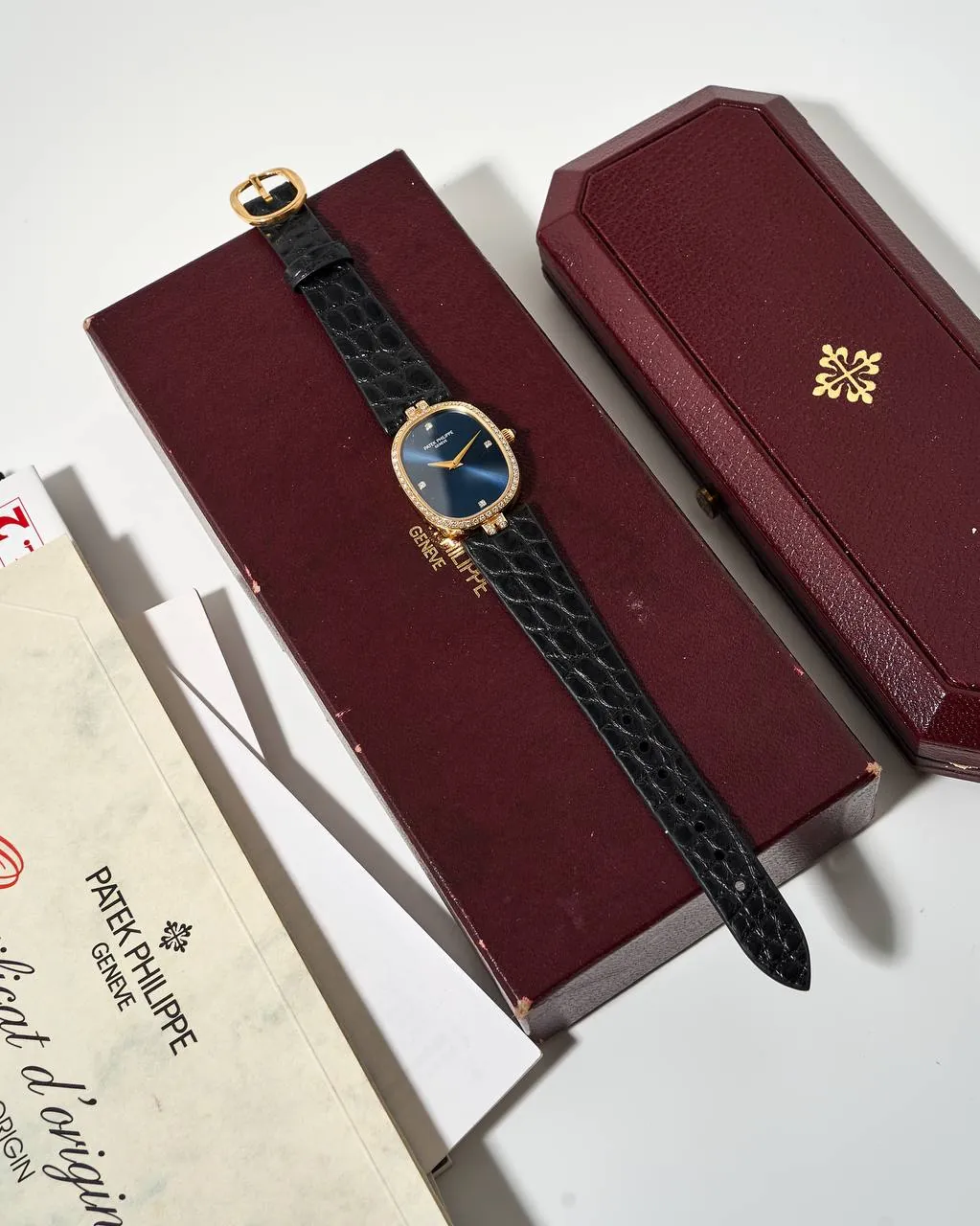 Patek Philippe Golden Lady Ellipse Diamonds 4882 – 2