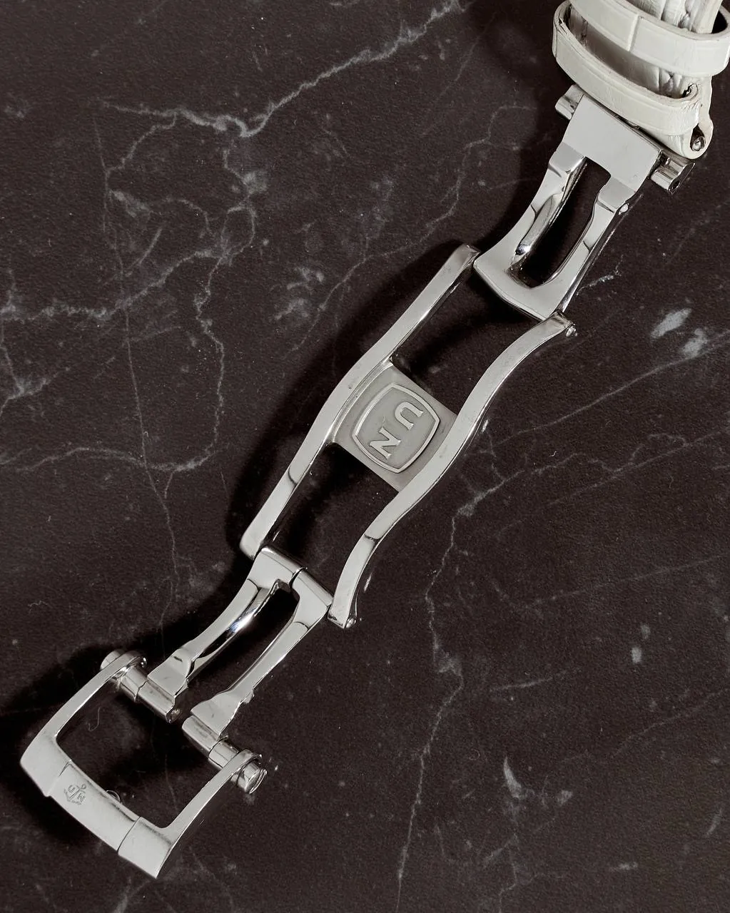 UN Dual Time Lady MoP Diamonds – 6