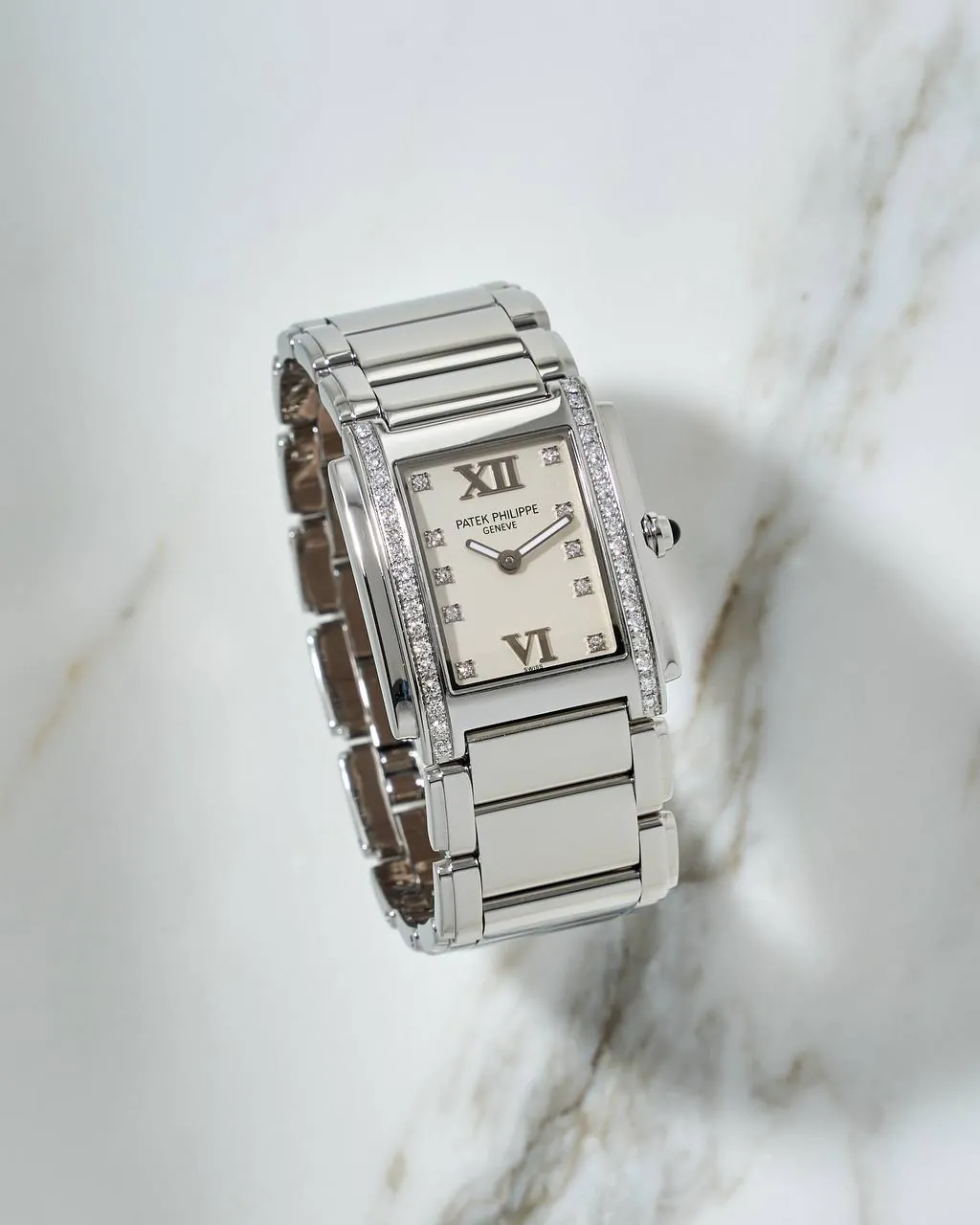 Patek Philippe Twenty~4 4910 – 3
